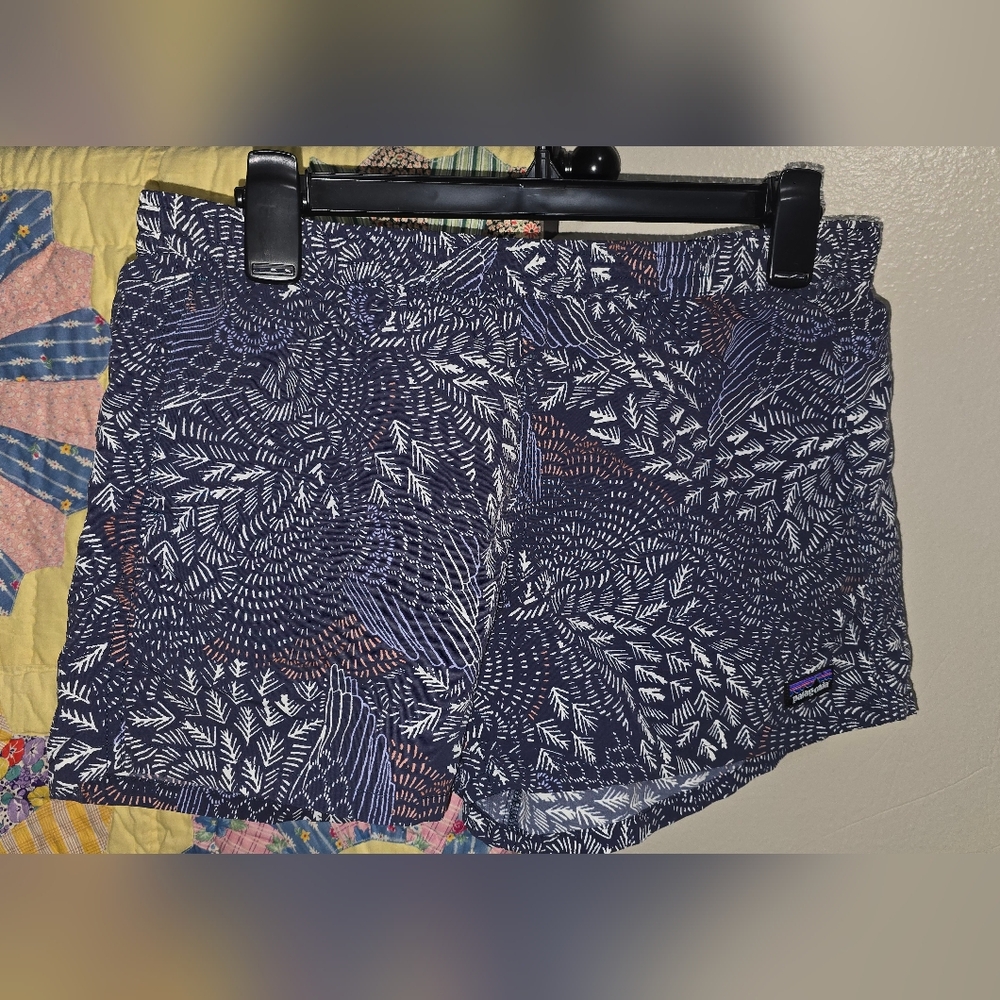 Patagonia Girls Patterned Shorts - Blue and White